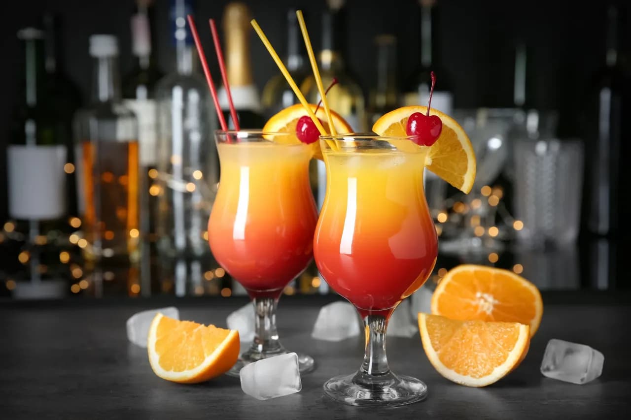 Pyszne drinki ze spritem i wódką, które zaskoczą Twoich gości