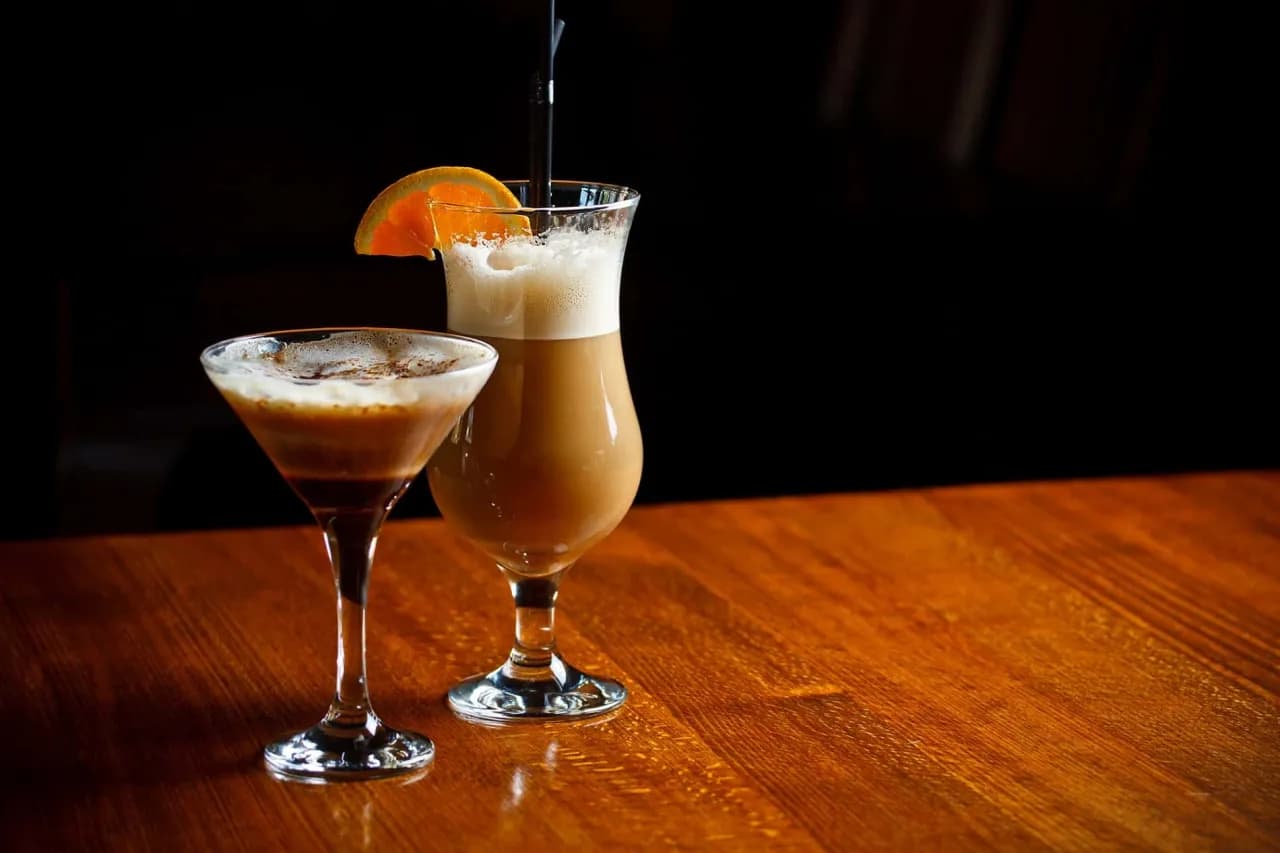 Najlepsze drinki z kawą, które zaskoczą Twoje podniebienie